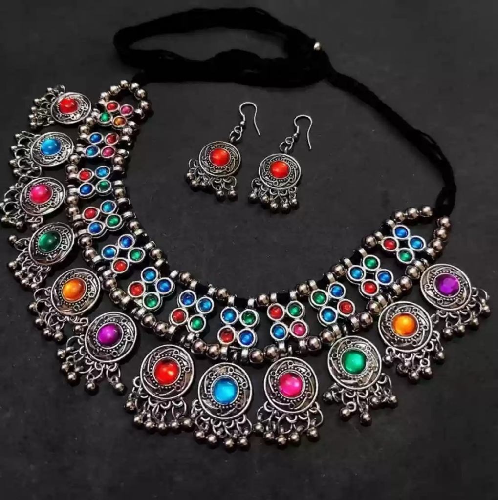 Multi colour silver necklace 