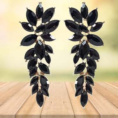 Butti - Earrings 4