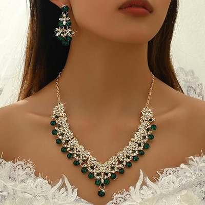Butti - Earrings
